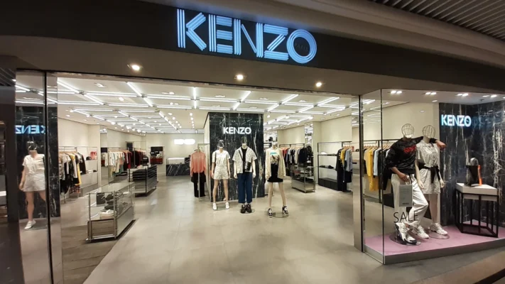 ELV Light tại Cửa hàng KENZO (2)